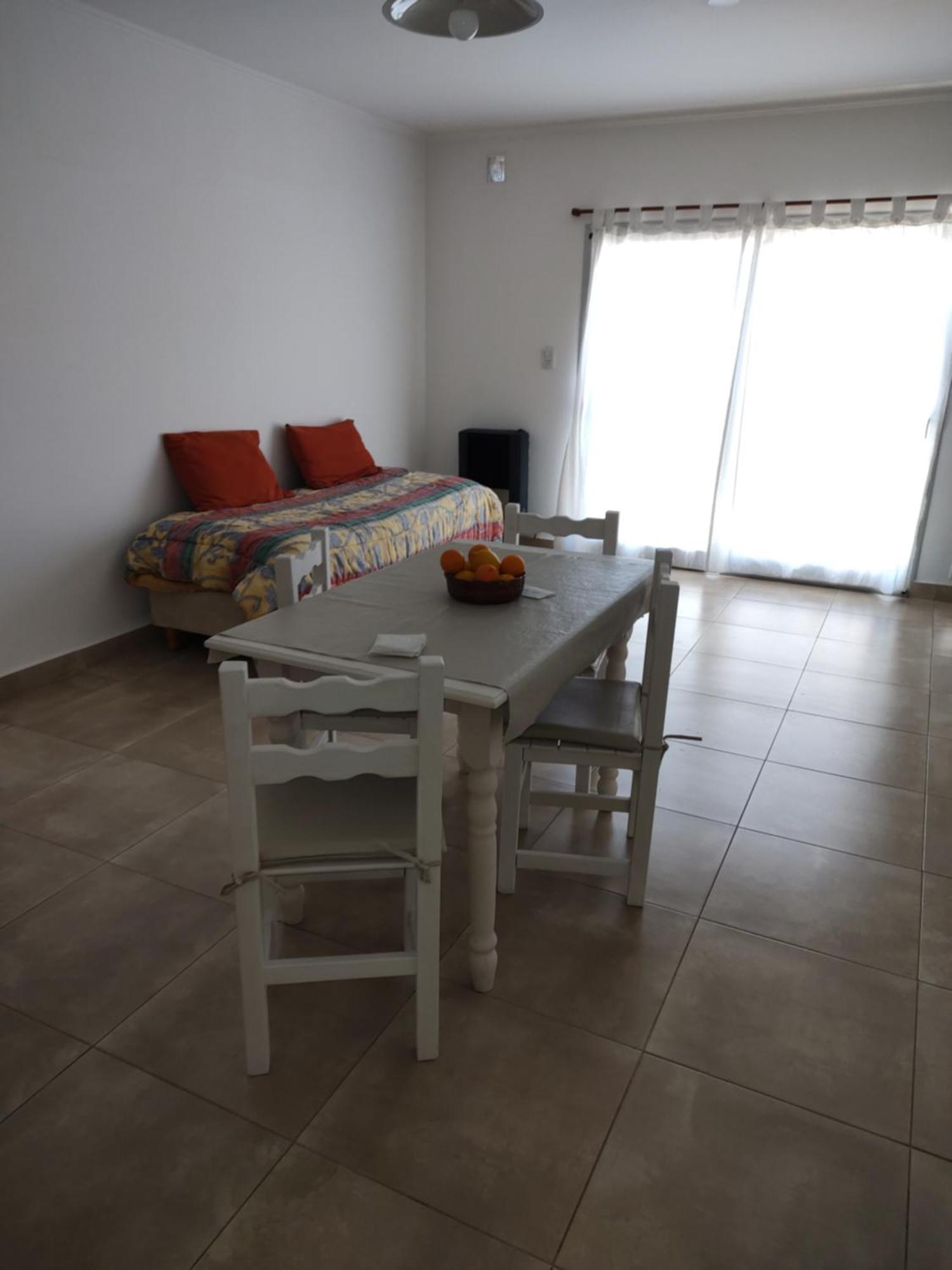 Departamento Alem Apartman Lincoln Szoba fotó